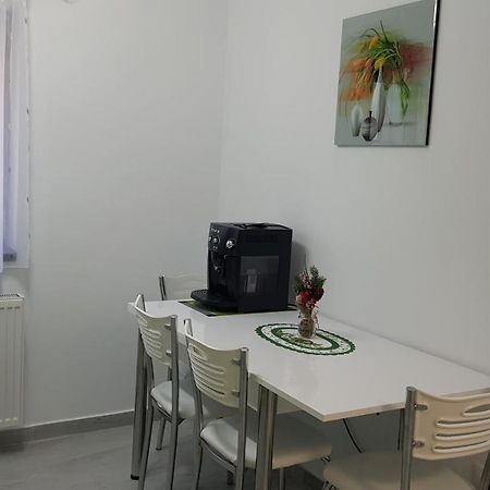Nk47 Apartment Constanţa Esterno foto